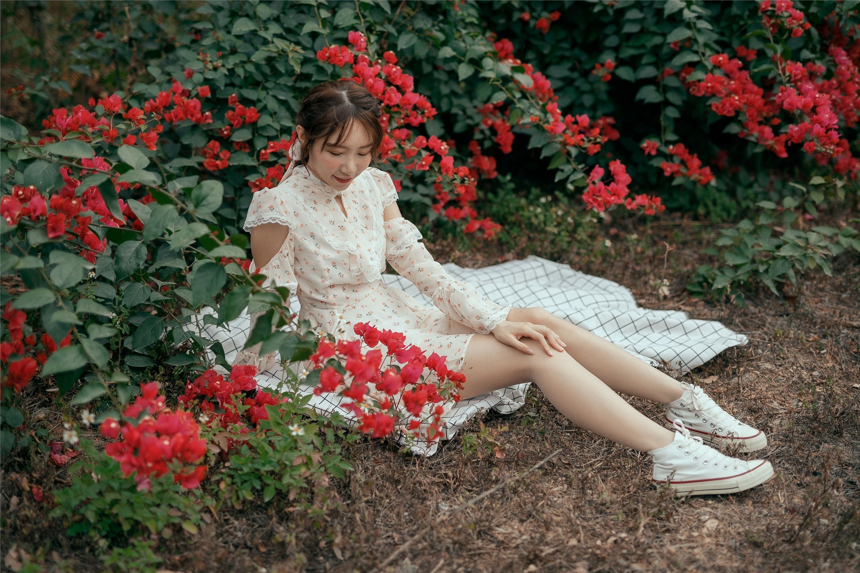 尤蜜丝 穿搭写真 NO.041